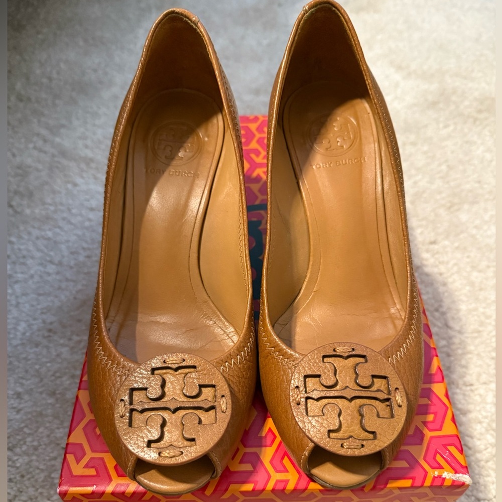 Tory Burch Tan Leather Wedge with Signature Logo